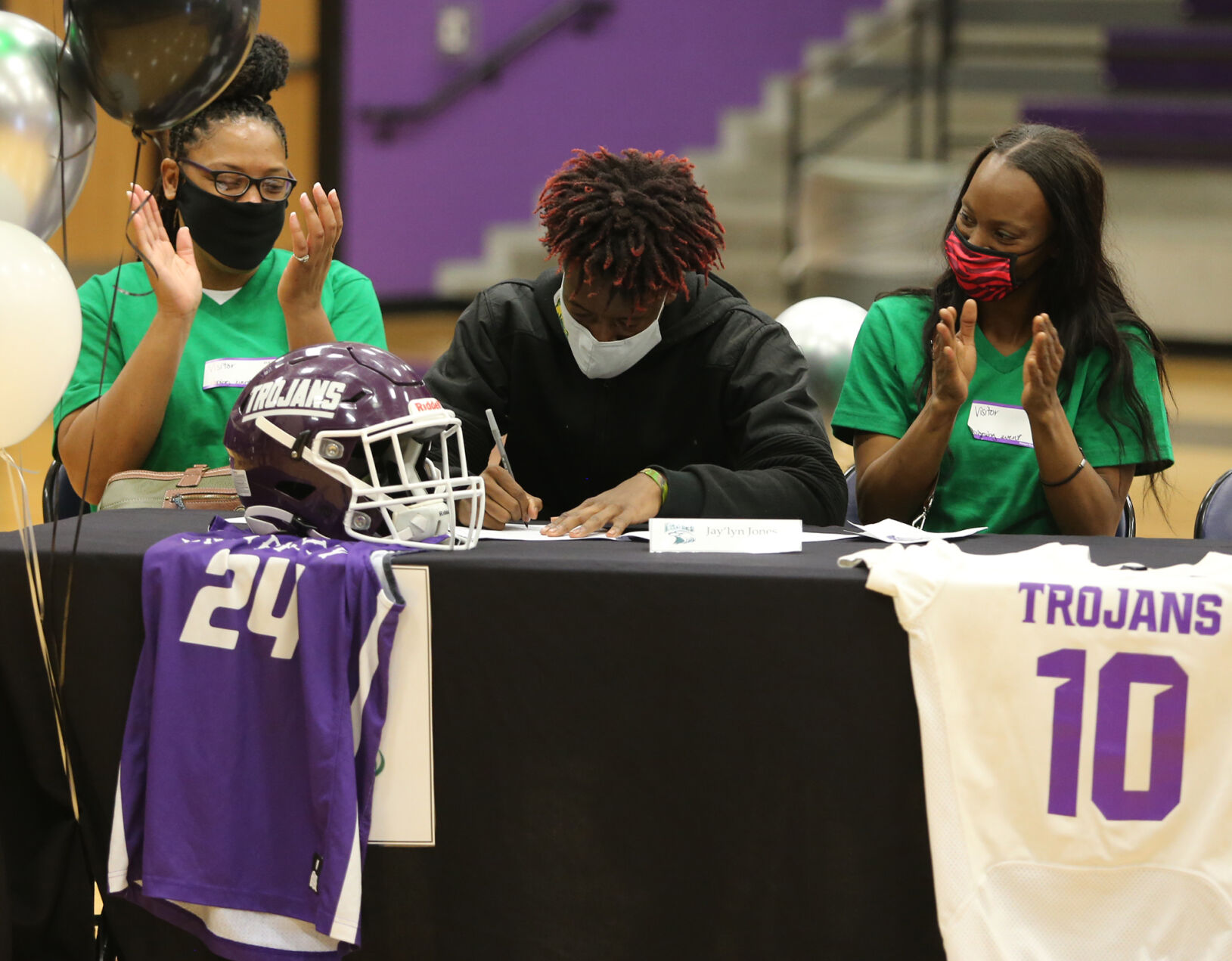 020421-wac-spt-university-signing-jl1.JPG